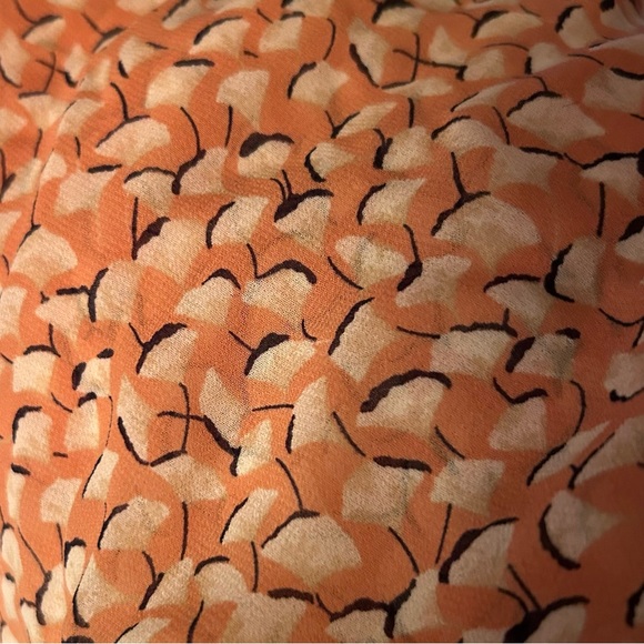 Ann Taylor semi sheer ginkgo leaf blouse cream/black Sz XL - Picture 10 of 13